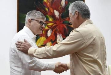 Recibe presidente cubano al Secretario General de la OACI.