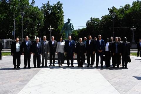 Primer Ministro, junto a la delegación Primer Ministro, junto a la delegación