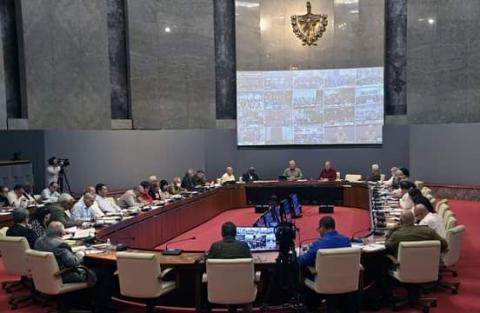 Consejo de Ministros analiza proyecciones del Gobierno para corregir distorsiones y reimpulsar la economía