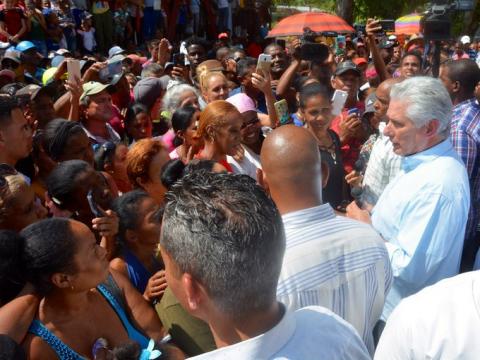 Visita el presidente Miguel Díaz-Canel el Central Azucarero