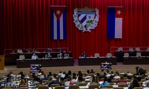 Disponibles para la población proyectos de leyes de Extranjería y de Migración Disponibles para la población proyectos de leyes de Extranjería y de Migración