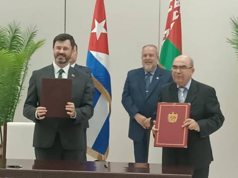 La Aduana de Cuba y de Belarus firman convenio.