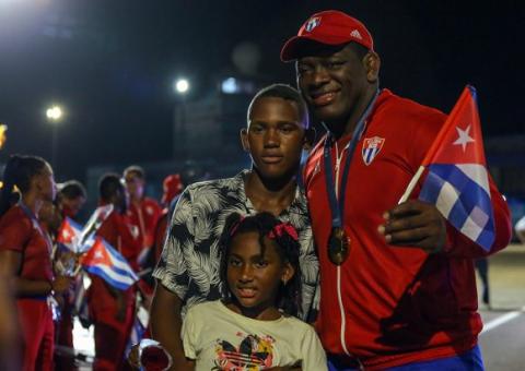 En casa, campeones cubanos de París 2024 En casa, campeones cubanos de París 2024