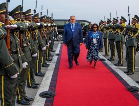 Primer ministro de Cuba cumplirá visita de trabajo a Angola Primer ministro de Cuba cumplirá visita de trabajo a Angola