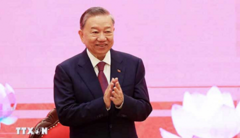 Presidente cubano felicita a To Lam, secretario general del Partido en Vietnam