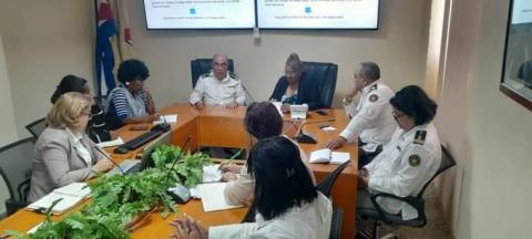 Recibe Órgano Central de la Aduana General de la República visita de funcionarias de los Comités Provinciales del Partido Comunista de Cuba y la Unión de Jóvenes Comunistas de La Habana. Recibe Órgano Central de la Aduana General de la República visita de funcionarias de los Comités Provinciales del Partido Comunista de Cuba y la Unión de Jóvenes Comunistas de La Habana.