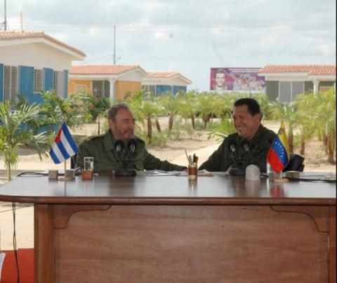 Recuerda presidente venezolano Nicolás Maduro aniversario 24 de la firma de los convenios de colaboración médica con Cuba Recuerda presidente venezolano Nicolás Maduro aniversario 24 de la firma de los convenios de colaboración médica con Cuba