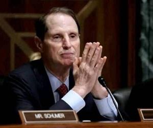 Senador demócrata presenta proyecto de ley para eliminar el bloqueo contra Cuba Senador demócrata presenta proyecto de ley para eliminar el bloqueo contra Cuba