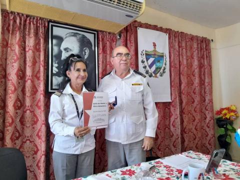 Reconocimiento a los trabajadores con la entrega del Sello de Honor Aduanero en la Aduana de Camagüey,