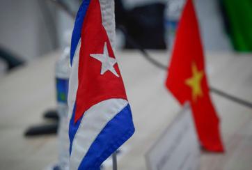 raul y china