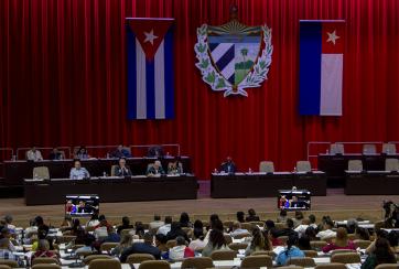 Disponibles para la población proyectos de leyes de Extranjería y de Migración