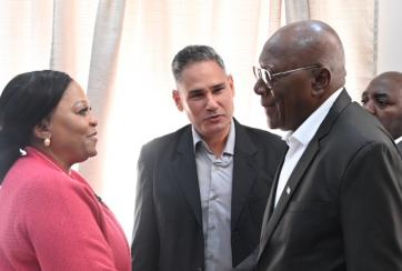 VaValdés Mesa se reúne en Pretoria con dirigentes del Congreso Nacional Africano 