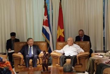 Llega a Cuba el presidente de Vietnam