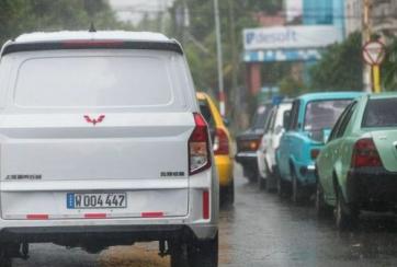 Aclaran aspectos sobre política de comercialización de vehículos en Cuba