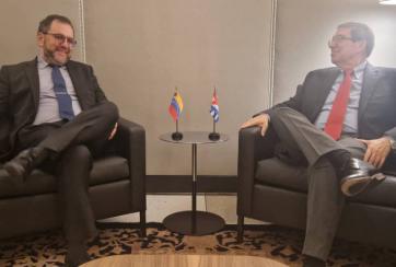 Canciller cubano ratifica postura invariable de apoyo a Venezuela