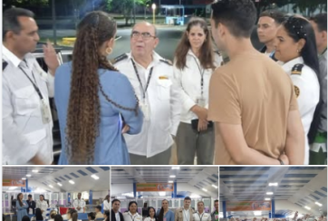 Visita de Nelson Cordovés Reyes Jefe de la Aduana General de la República acompañado de Meyvis Estevez Primera Secretaria de la Union de Jóvenes Comunistas de Cuba